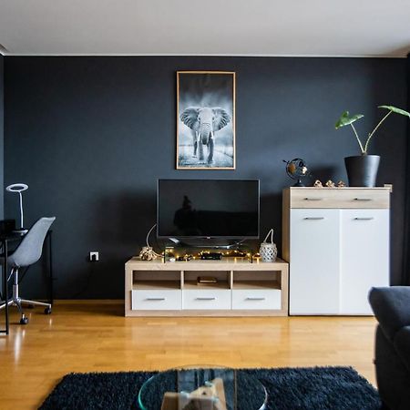 Hermes Apartment & 2 Free Garage Secured Parkings Ljubljana Exteriör bild