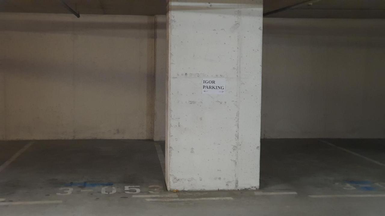 Hermes Apartment & 2 Free Garage Secured Parkings Ljubljana Exteriör bild