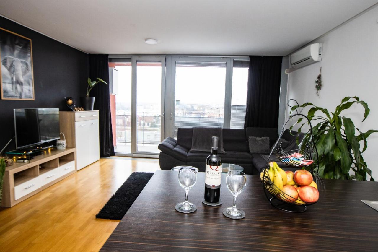Hermes Apartment & 2 Free Garage Secured Parkings Ljubljana Exteriör bild