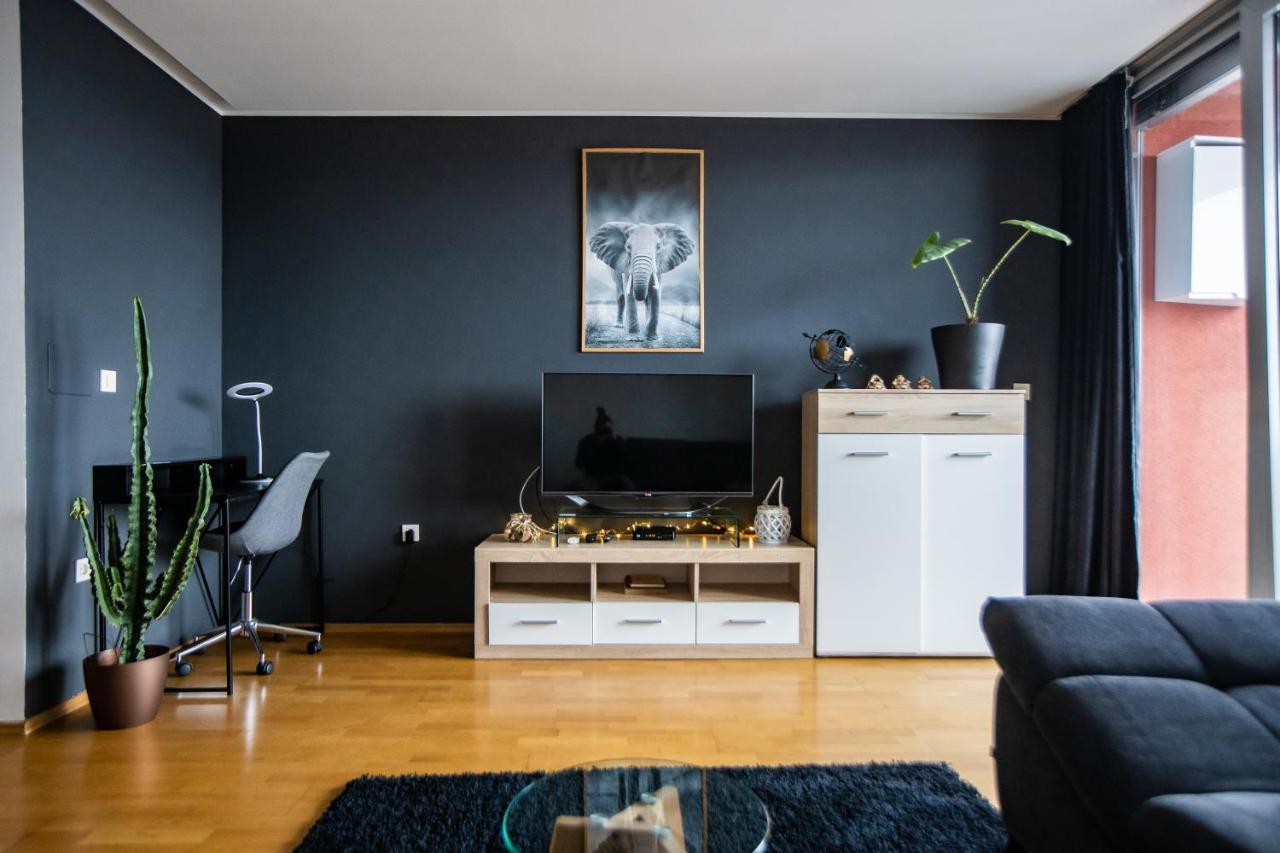 Hermes Apartment & 2 Free Garage Secured Parkings Ljubljana Exteriör bild